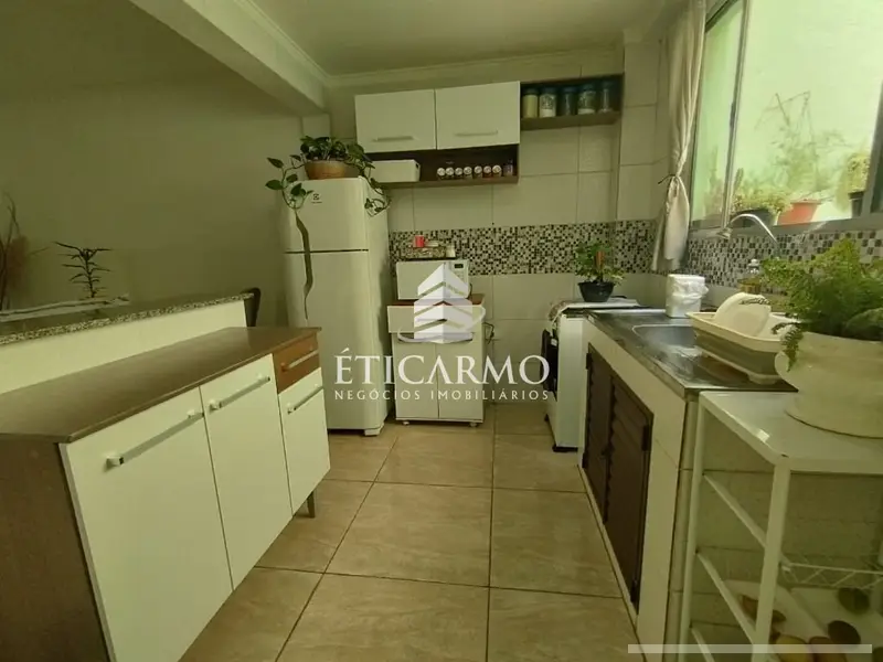 Casa com 3 quartos em Fazenda Aricanduva - foto 2