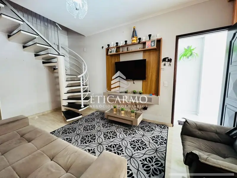 Sobrado - 3 quartos - Cidade Líder - São Paulo