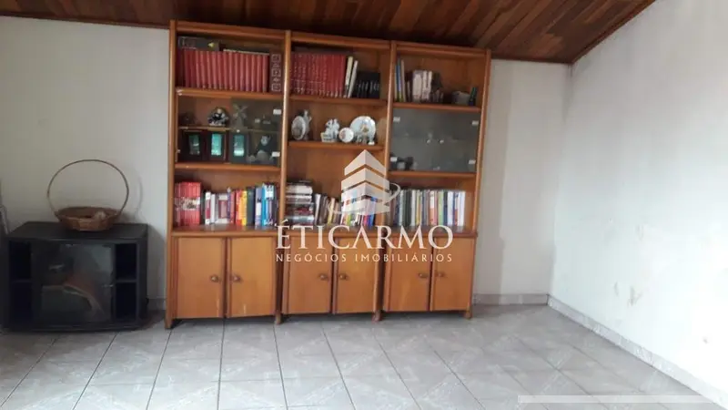 Sobrado com 6 quartos em Parque Savoi City - foto 2