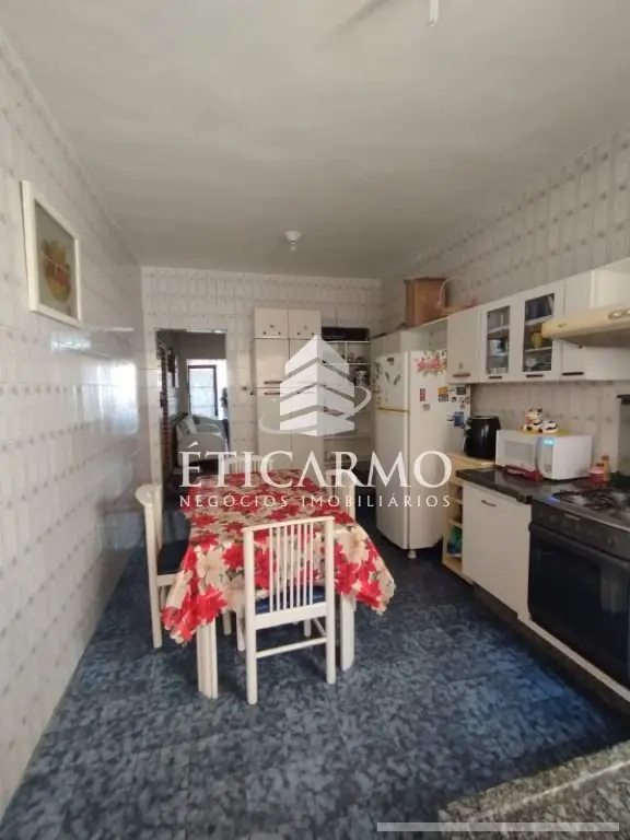 Casa com 3 quartos em Fazenda Aricanduva - foto 5