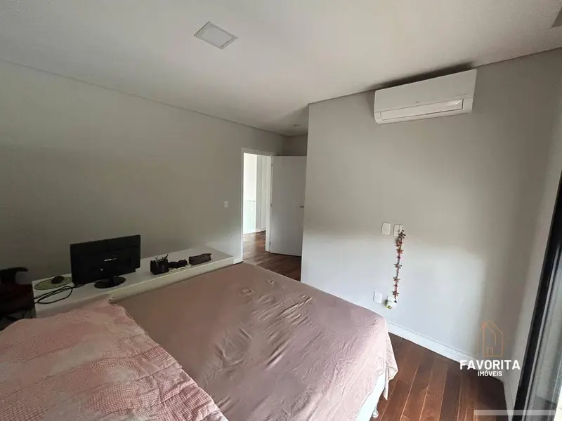 Casa com 4 quartos em Alphaville Granja Viana - foto 2