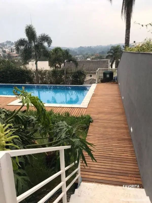 Casa com 4 quartos em Golf Village Granja Viana - foto 3