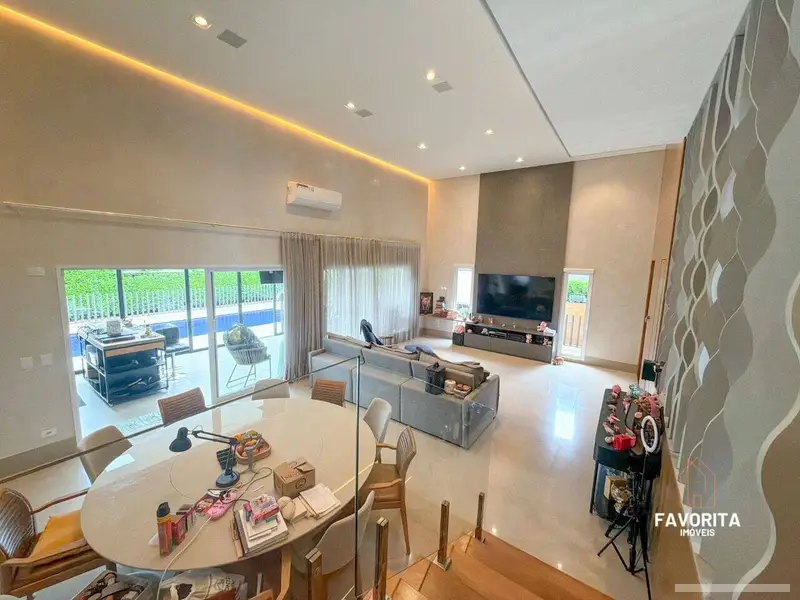 Casa com 3 quartos em Alphaville Granja Viana - foto 2