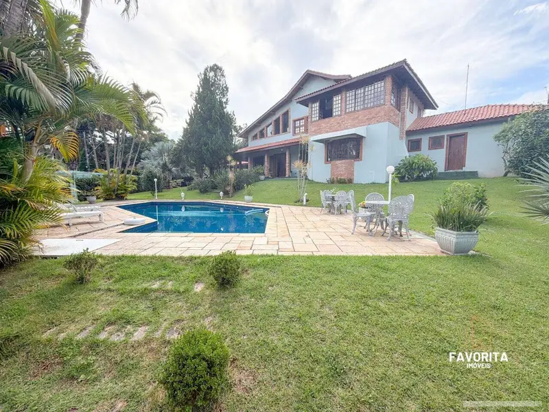 Casa com 5 quartos em Condomínio Nova Higienópolis - foto 2