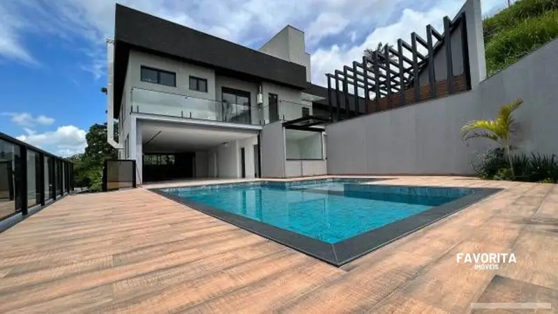 Casa com 5 quartos em Vintage - foto 2