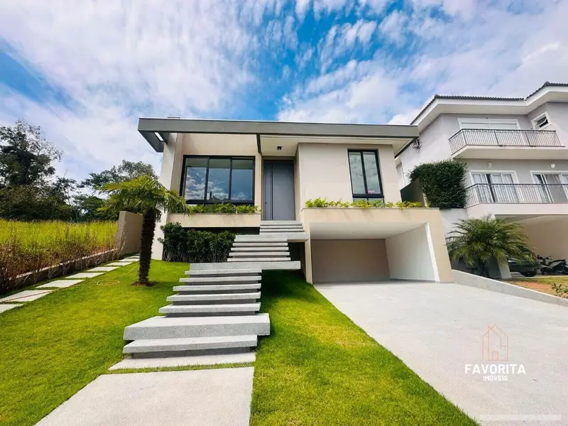 Casa - 4 quartos - Jardim do Golf I - Jandira