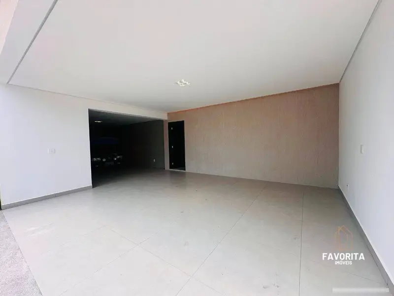 Casa com 4 quartos em Reserva Santa Maria - foto 4