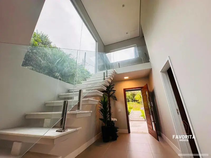 Casa com 3 quartos em Reserva Santa Maria - foto 2