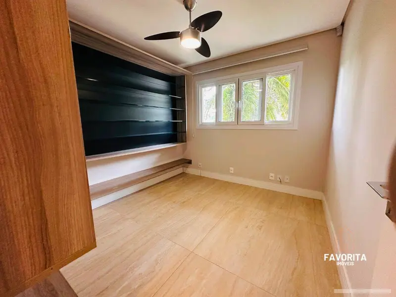 Casa com 4 quartos em Reserva Santa Maria - foto 3