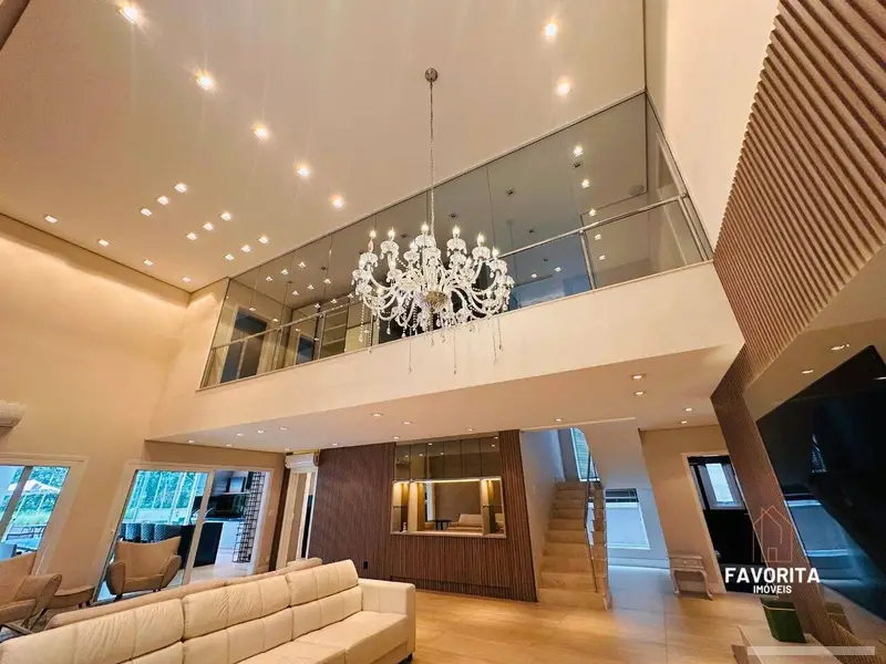 Casa com 4 quartos em Reserva Santa Maria - foto 2