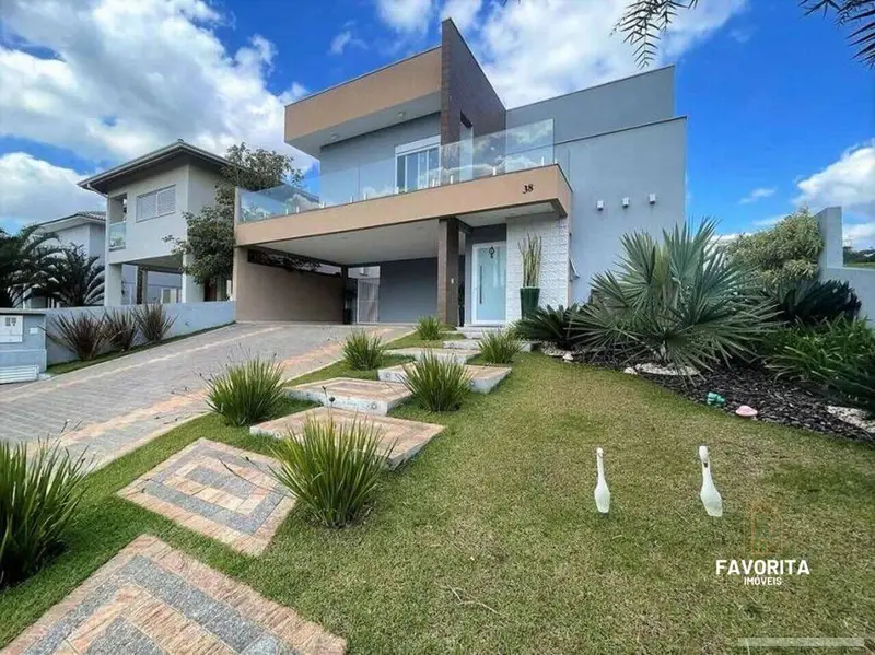 Casa - 4 quartos - Jardim do Golf I - Jandira