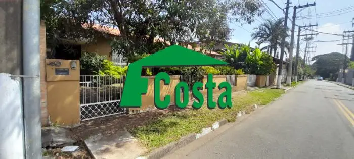 Casa com 5 quartos em Vila Santo Antônio - foto 4