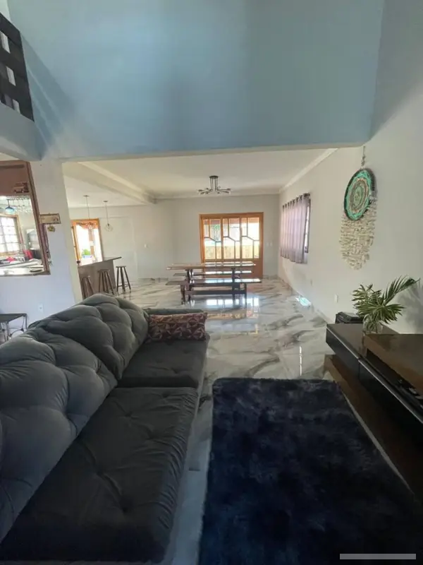 Casa com 4 quartos em Jardim Indaiá - foto 4