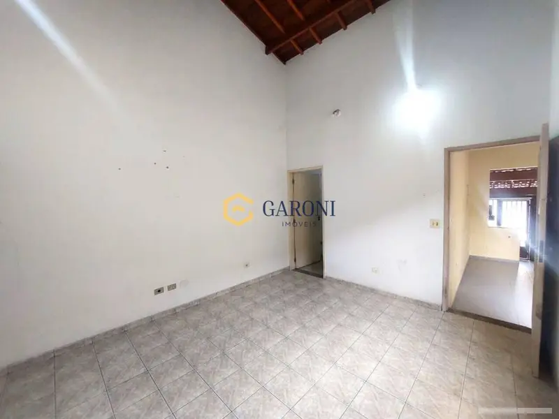 Casa com 3 quartos em Vila Leopoldina - foto 4