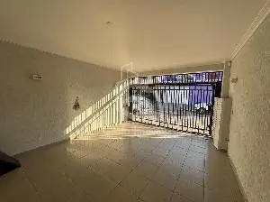 Casa com 3 quartos em Cangaíba - foto 2