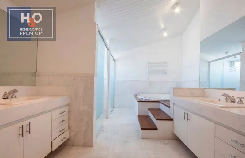 Casa com 5 quartos em Condomínio Vale Das Paineiras - foto 2