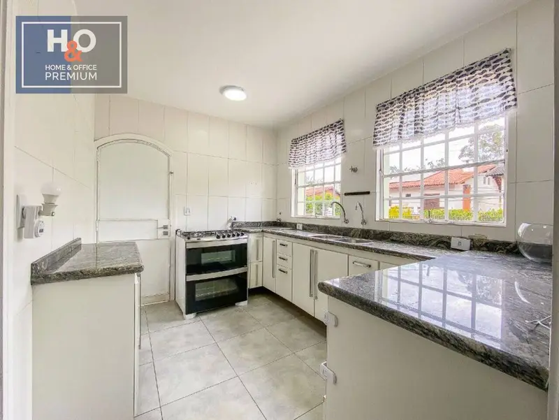 Casa com 3 quartos em Morumbi - foto 2