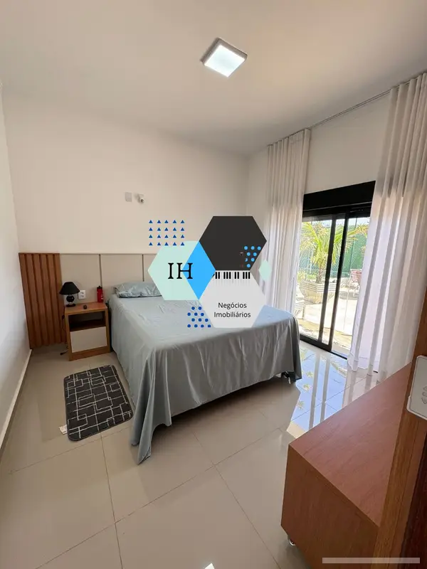 Casa com 4 quartos em Residencial dos Lagos - foto 2