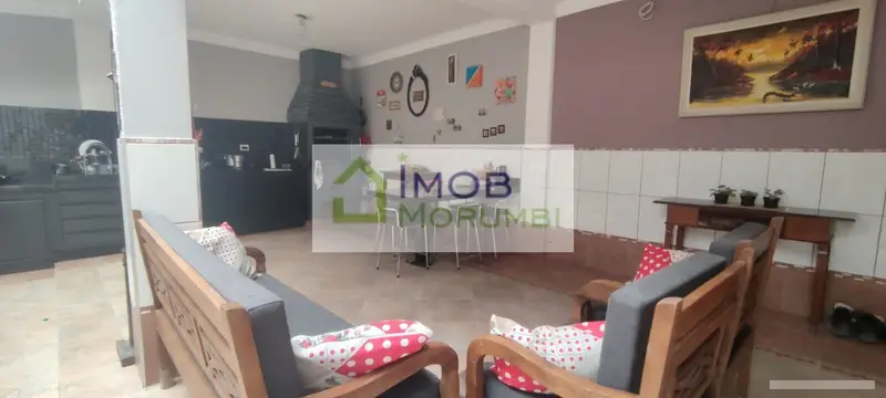 Casa com 4 quartos em Vila Prel - foto 4