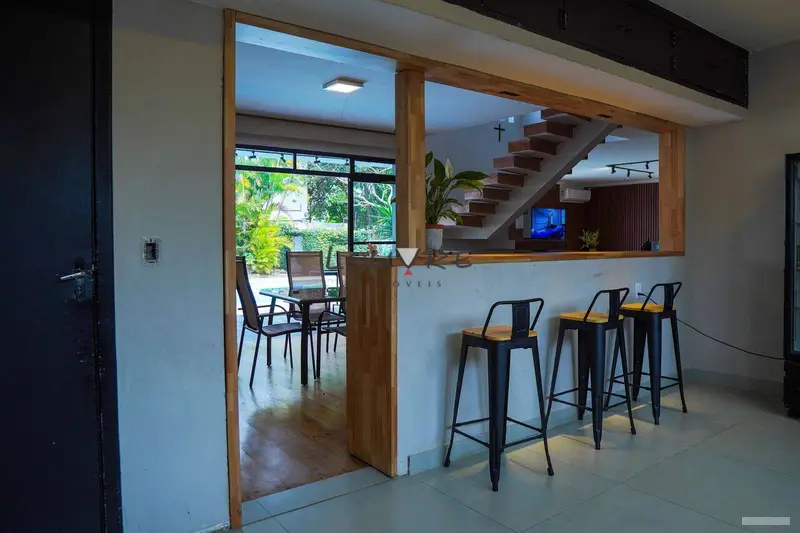 Casa com 5 quartos em Alto de Pinheiros - foto 3