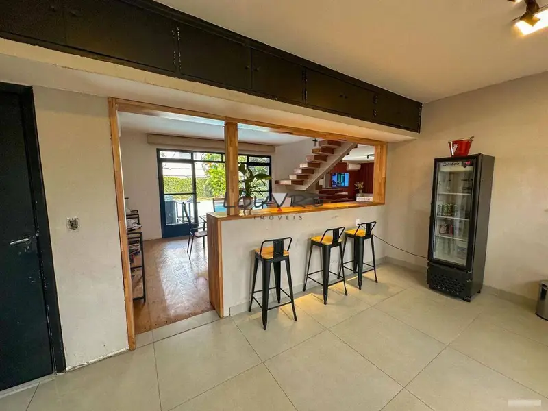 Casa com 5 quartos em Alto de Pinheiros - foto 2