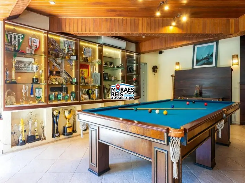 Casa com 5 quartos em Real Ville - foto 2