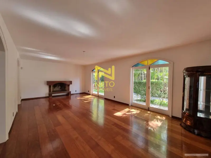 Casa com 5 quartos em Vila Ida - foto 5