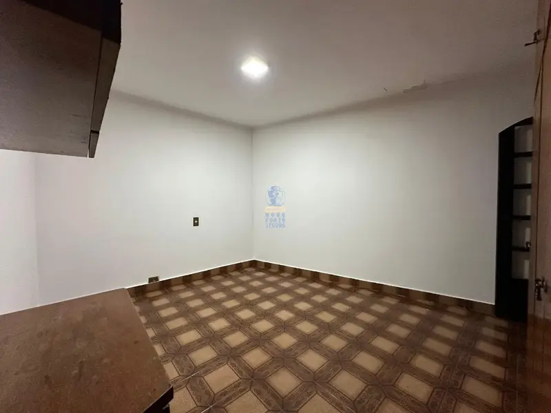 Casa com 2 quartos em Jardim Munhoz - foto 5