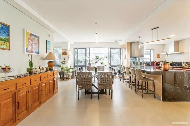 Casa com 5 quartos em Pacaembu - foto 3