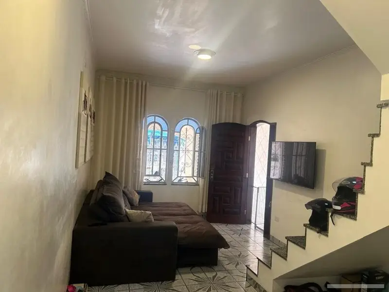 Sobrado com 3 quartos em Jardim Eliane - foto 3