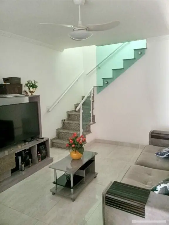 Casa com 3 quartos em Vila Carrão - foto 2