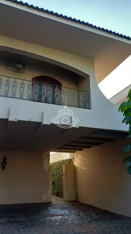 Casa com 5 quartos em Vila Ida - foto 2