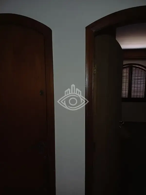 Casa com 5 quartos em Vila Ida - foto 4