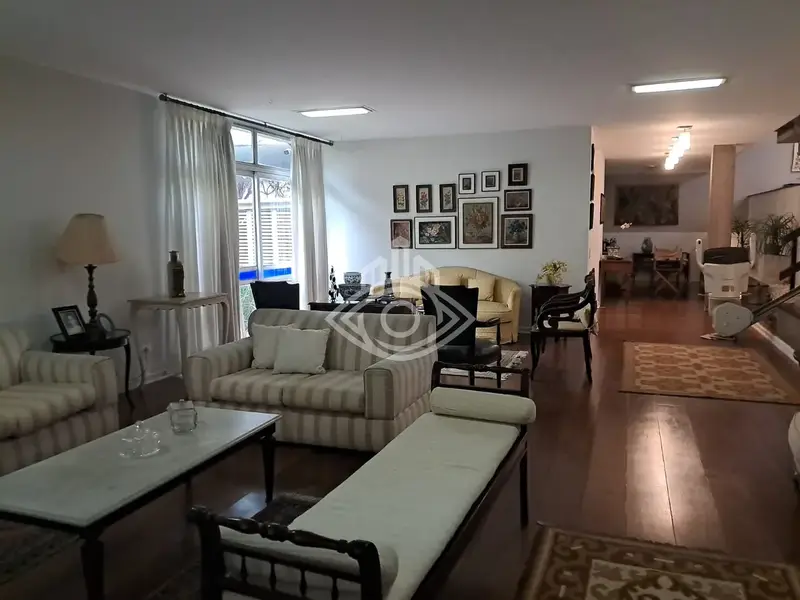 Casa com 4 quartos em Jardim Everest - foto 4