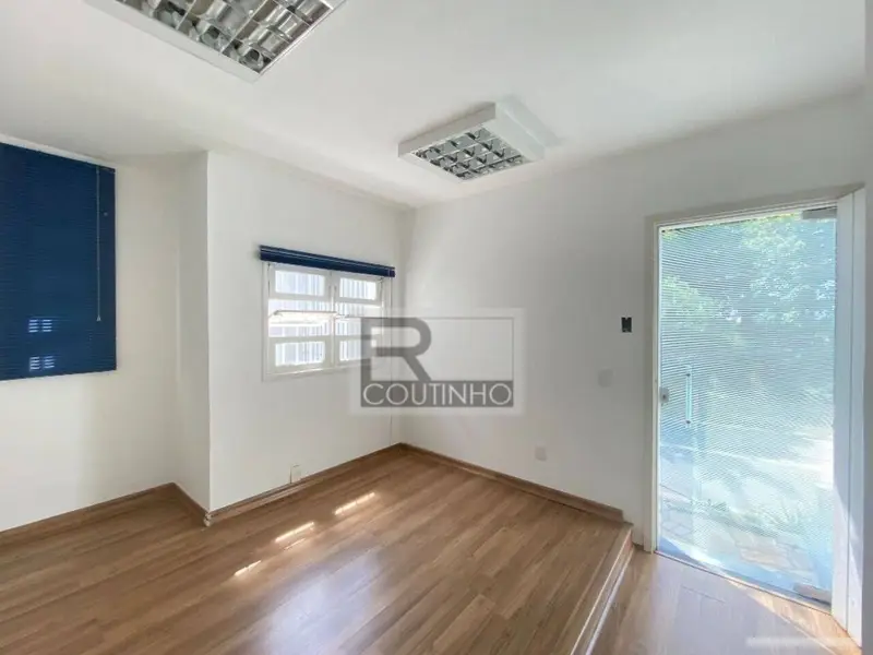 Casa com 5 quartos em   - foto 5