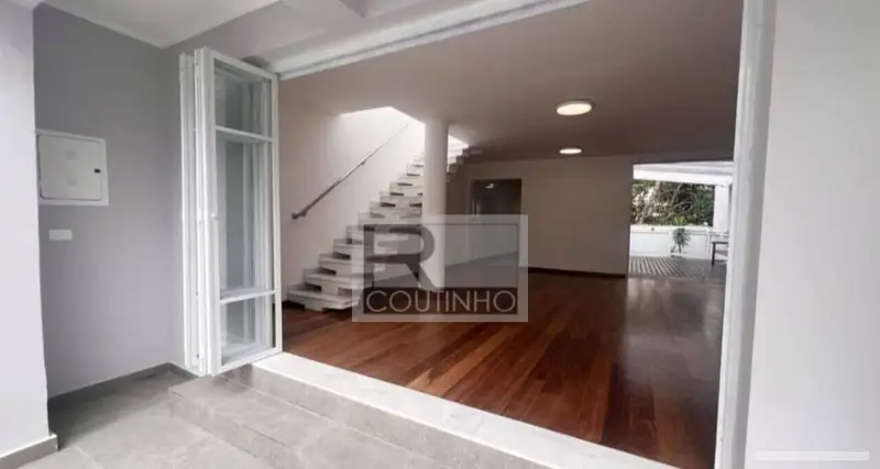 Casa com 3 quartos em Não É Em Condomínio Fechado - foto 2