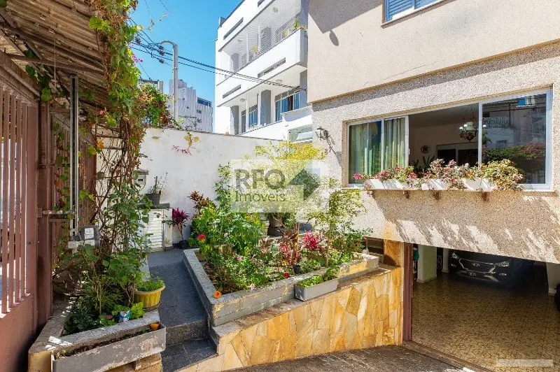 Casa com 3 quartos em Vila Monumento - foto 2