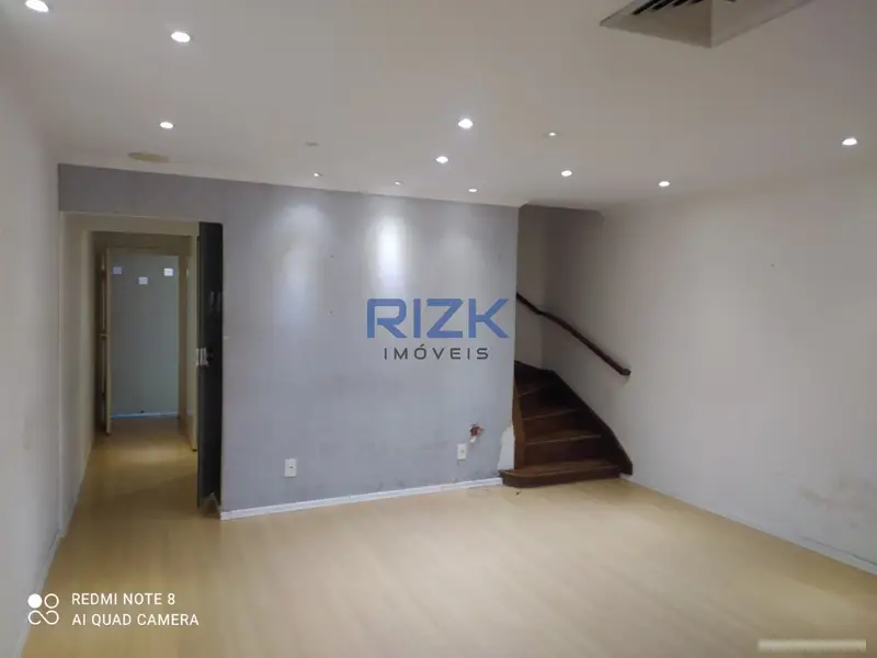 Casa com 5 quartos em Vila Clementino - foto 2