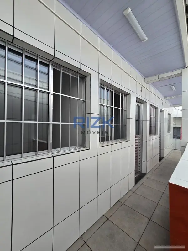 Casa com 11 quartos em Cambuci - foto 3