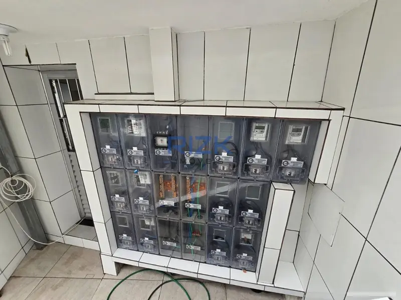 Casa com 11 quartos em Cambuci - foto 2