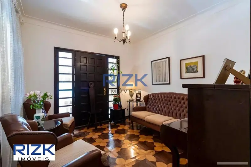 Casa com 5 quartos em Jardim da Glória - foto 2