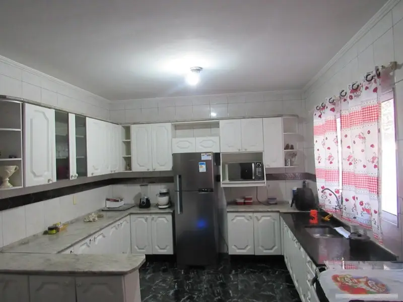 Casa com 3 quartos em Itaquera - foto 2