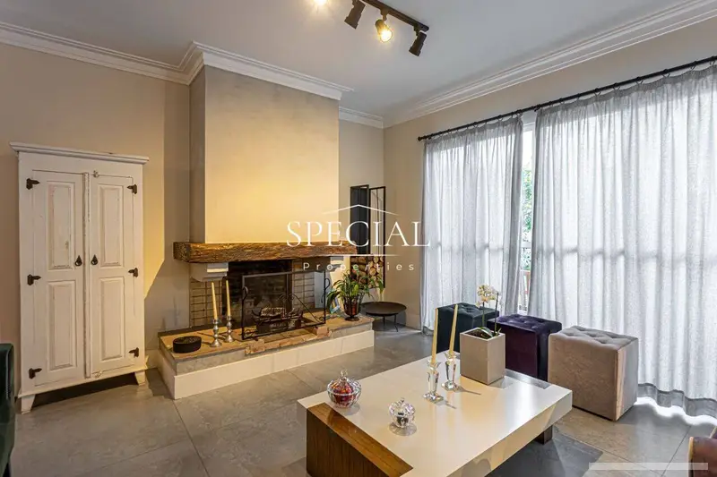 Casa com 4 quartos em Alto da Boa Vista - foto 4