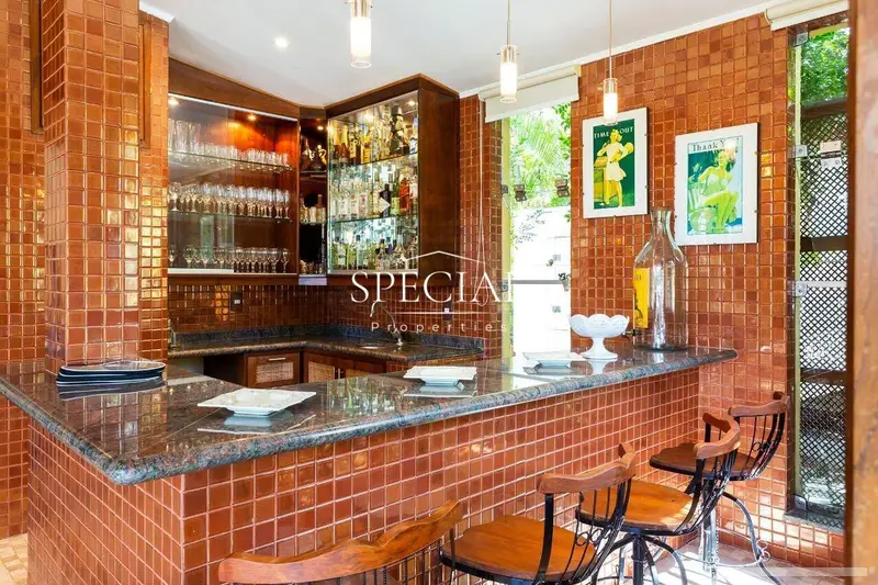 Casa com 6 quartos em Real Ville - foto 5