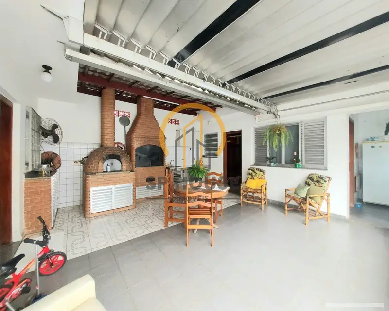 Casa com 5 quartos em Saúde - foto 3