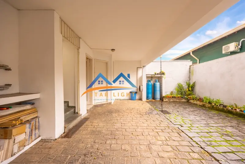 Casa com 3 quartos em Jardim Petrópolis - foto 3