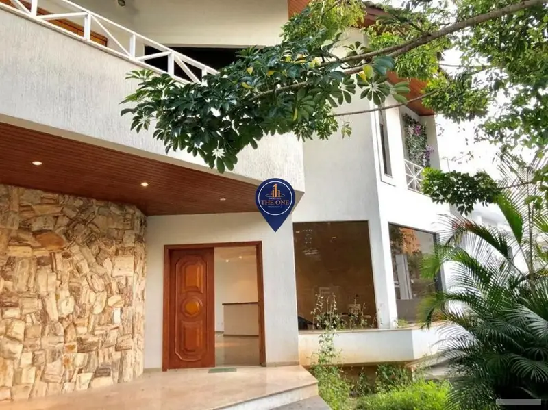 Casa com 5 quartos em Jardim da Glória - foto 2