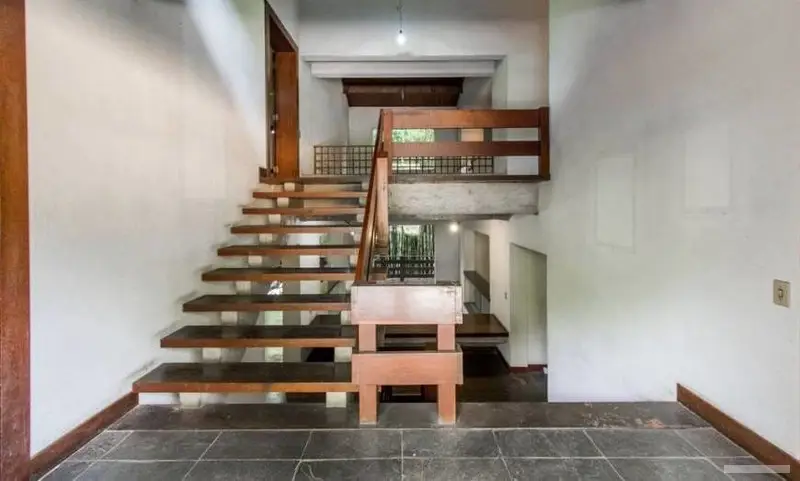 Casa com 5 quartos em Jardim dos Estados - foto 5