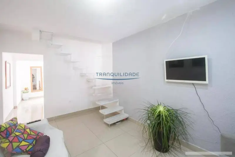 Casa com 3 quartos em Vila Socorro - foto 3