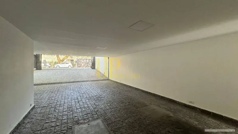 Casa com 4 quartos em Jardim Europa - foto 3